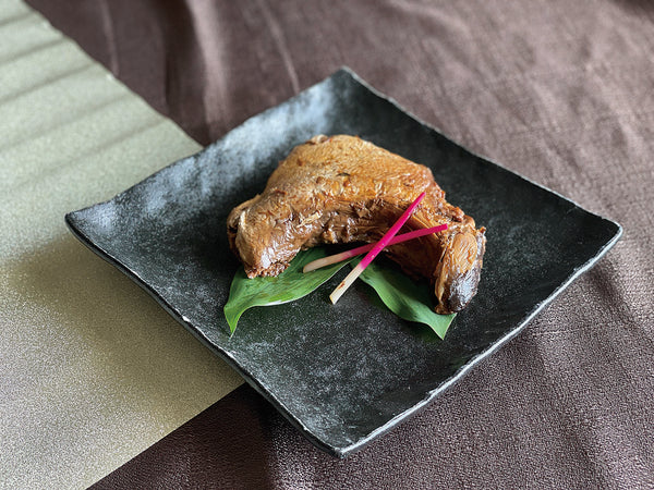 伊根産・ブリカマの煮つけ